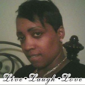 Meet your Posher, Traci